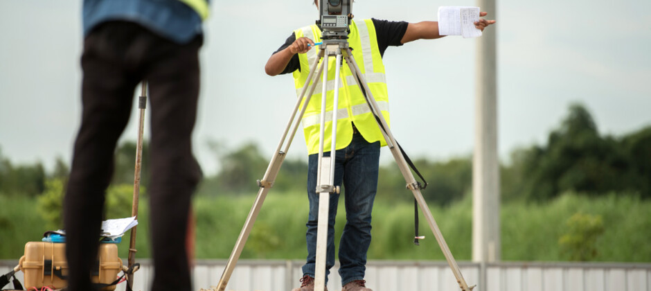 The Role of Property Surveyors in Resolving Boundary Disputes